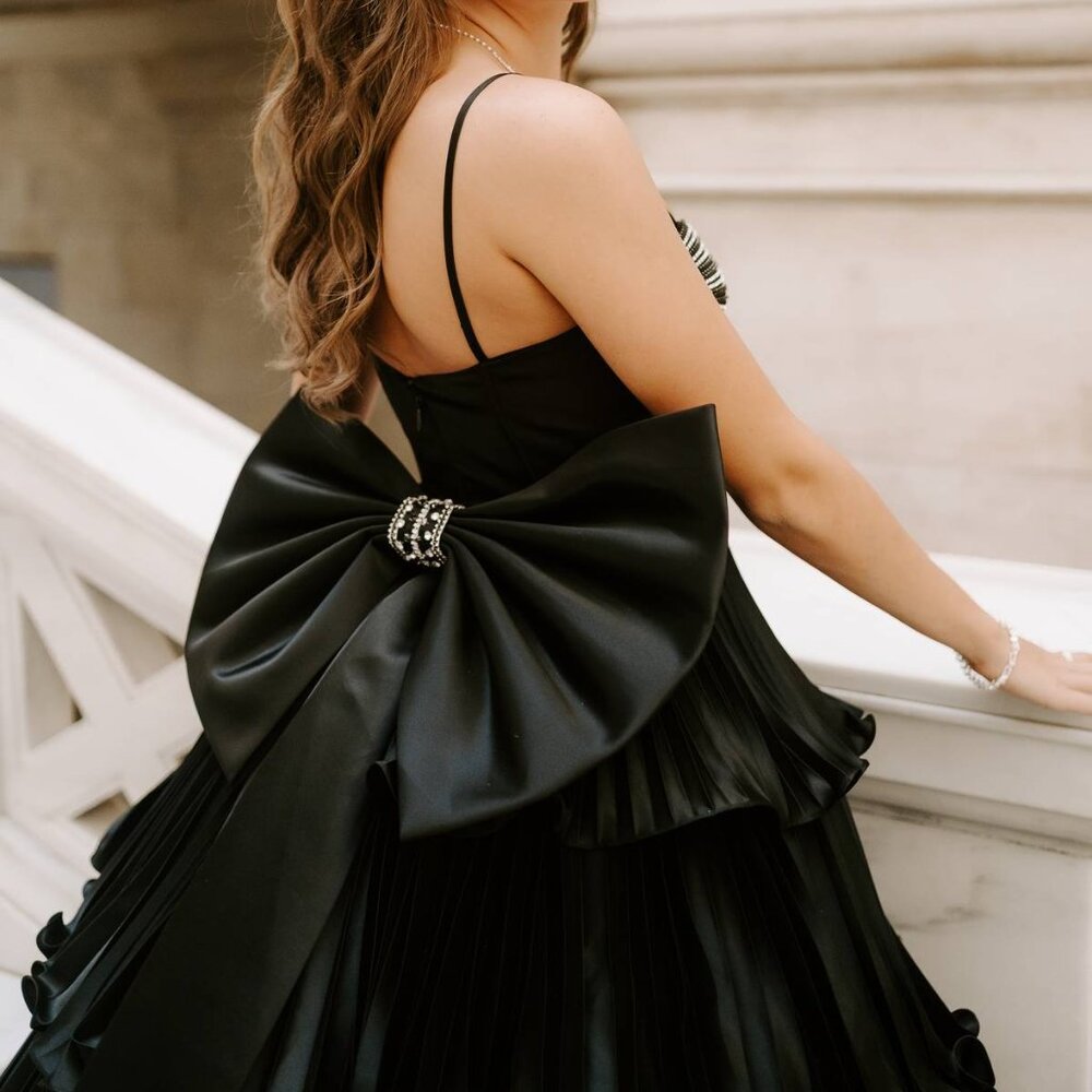 Portia and Scarlett Black Tiered Ball Gown - Size 4 - Picture 2 of 7